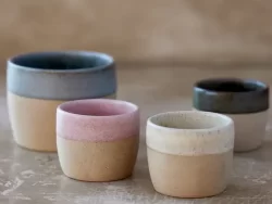 כוסות אספרסו קרמיקה סדרת עגלגלות 80 מל בעיצוב חדשני ומאוד אהוב בצביעה מנימליסטית-new