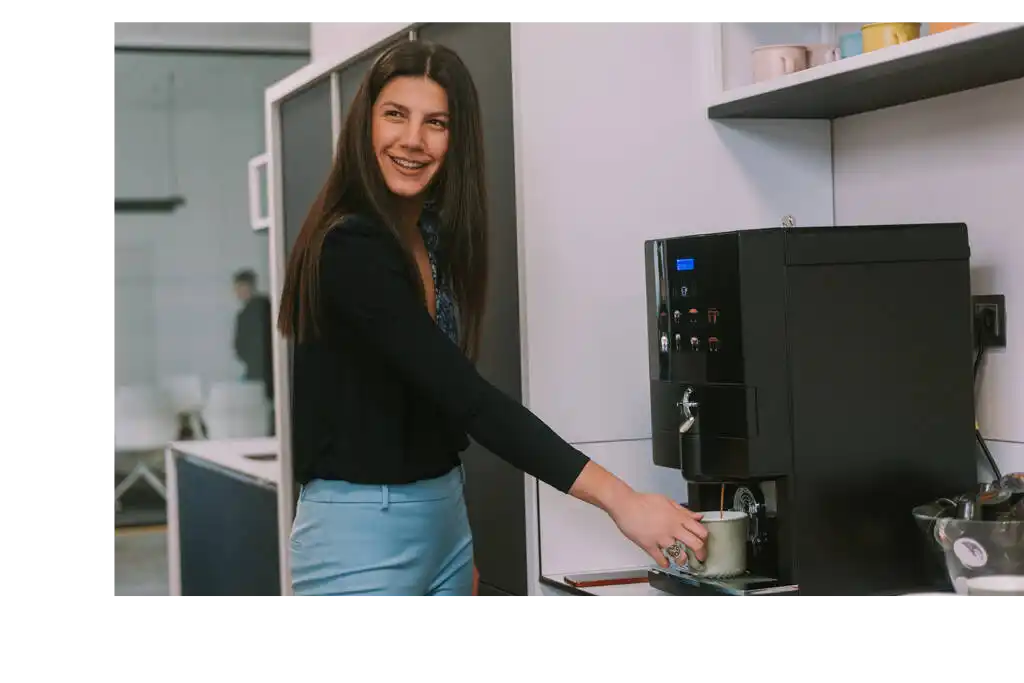 מכונת קפה אוטומטית משרדית טוחנת פולים